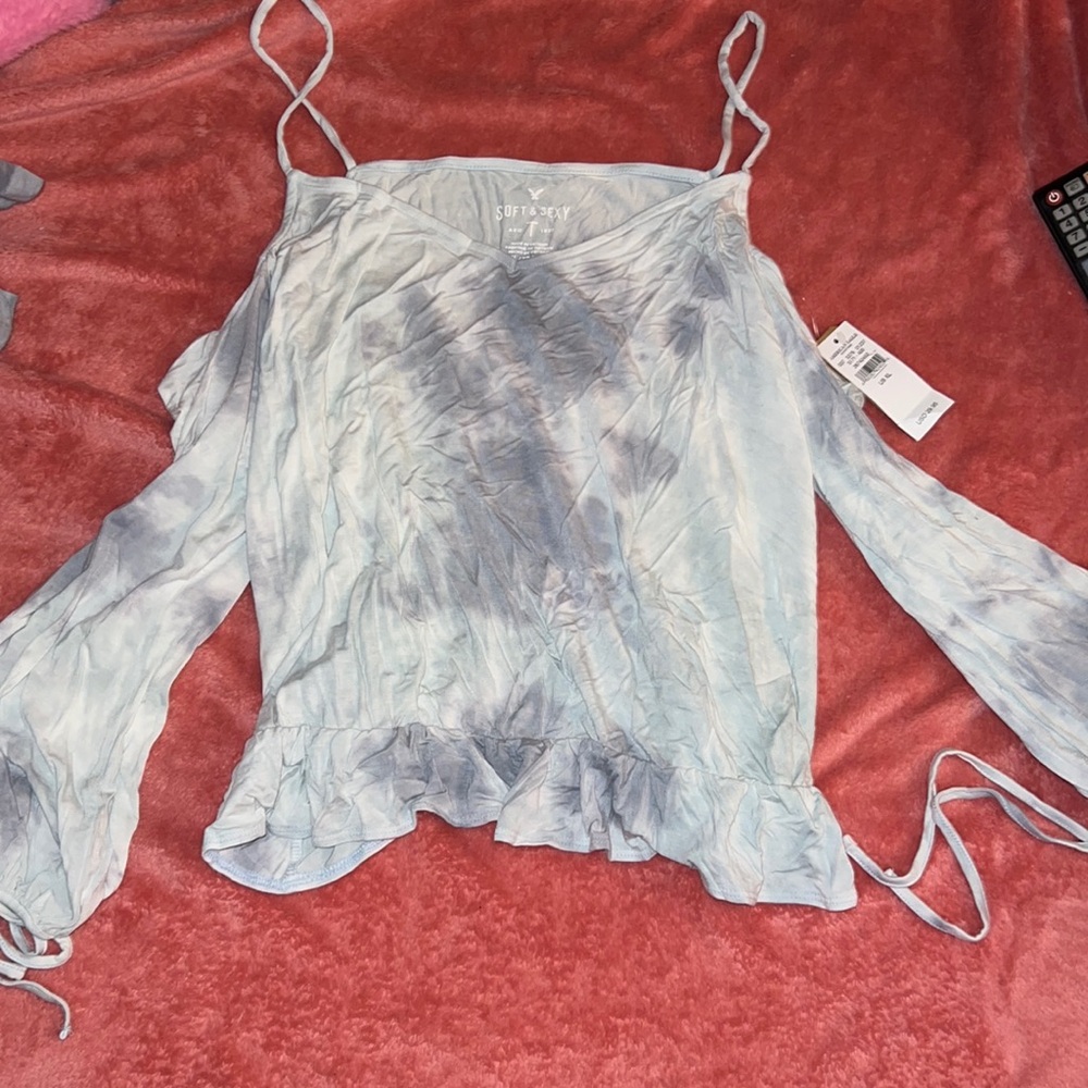 American Eagle top